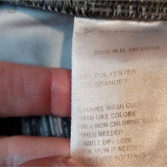 Reebok Spandex Athletic Shorts Size Small - Picture 3 of 8